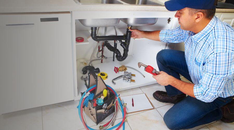 Professional sink repair in Brownstown, IL